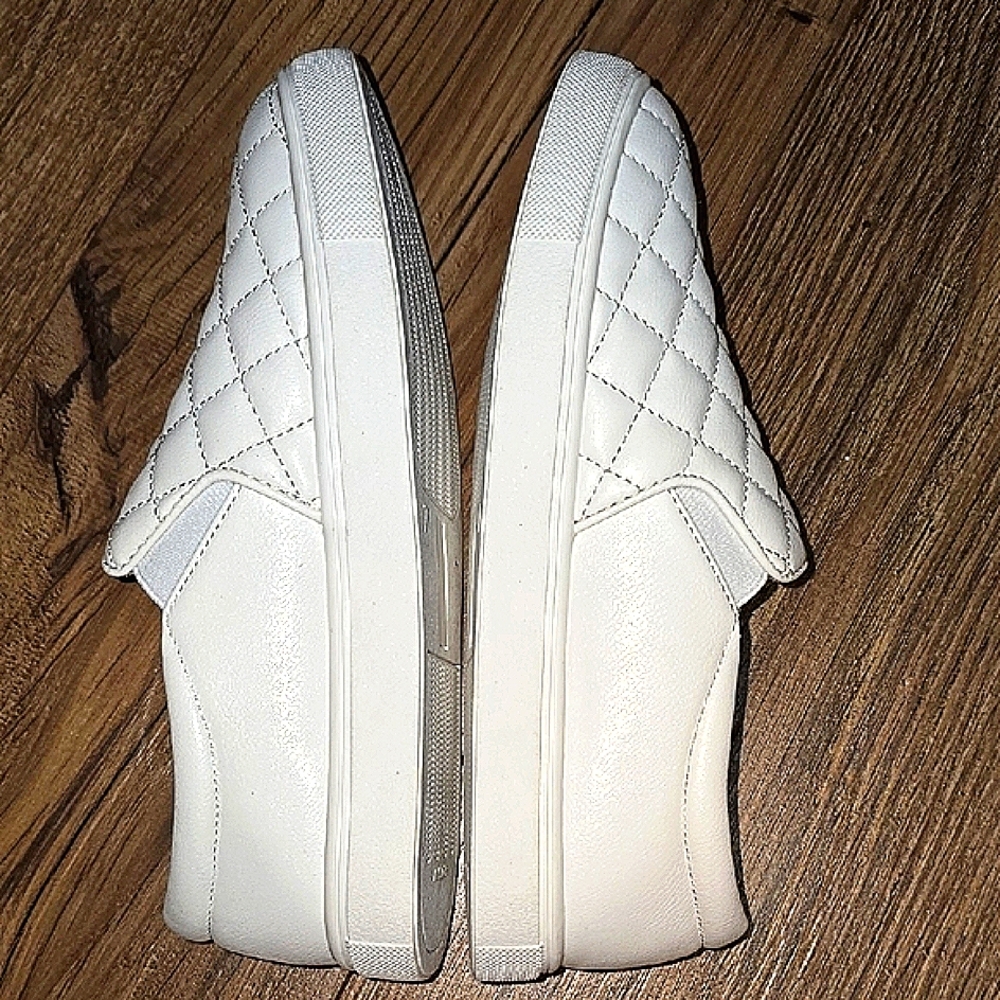 STQ White Quilted Slip-On Sneakers - Picture 3 of 8